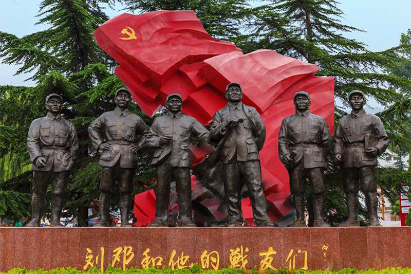 革命人物雕塑，劉鄧和他的戰友們雕像